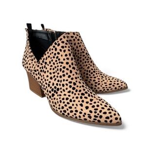 NEW Qupid Cheetah Ankle Boots Bootie Animal Print in Black and Tan - Size 7